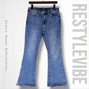 JUDY BLUE Women’s Size 9/29 Denim Jeans Cropped Bootcut Style High Rise Fit